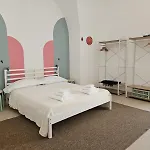 Nyaraló Bibi's